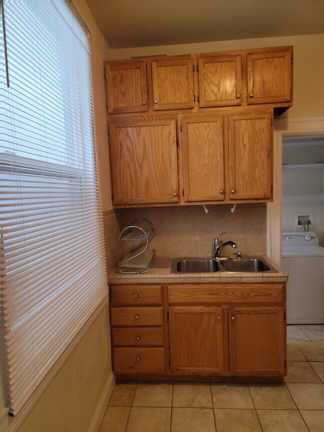 Kitchen - 3394 24th St