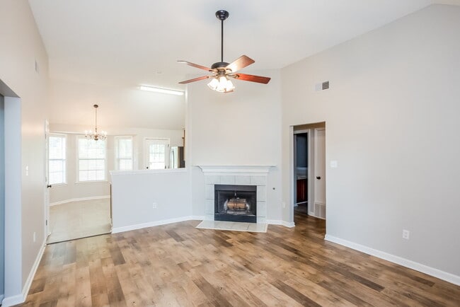 Building Photo - 5639 Camden Cove