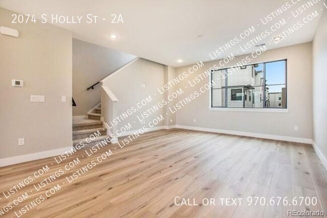 Photo - 2074 S Holly St House