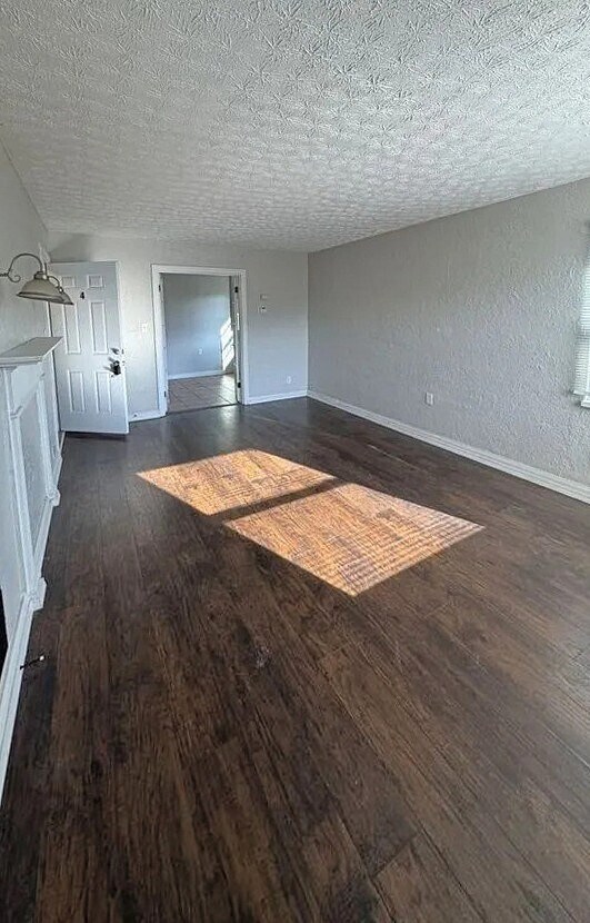 Foto del edificio - 321 W Norman Ave