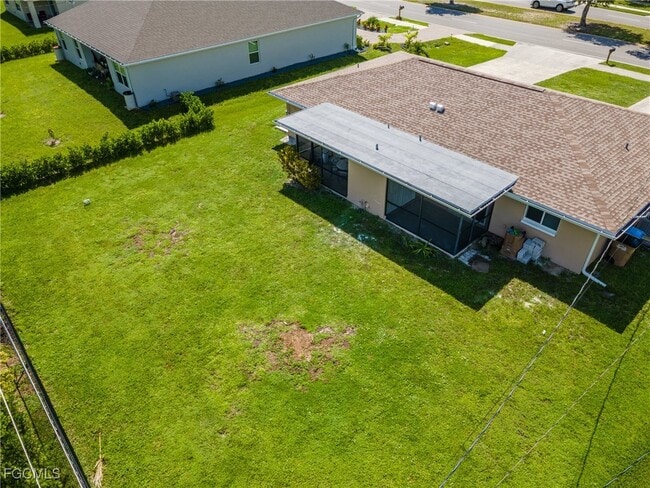 Foto del edificio - 1917 Cape Coral Pkwy W