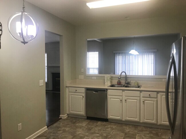 Foto del edificio - 8829 Ormeau Dr