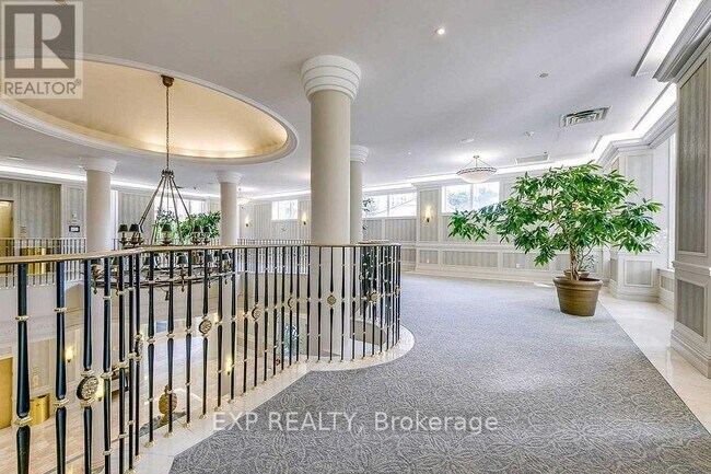 Building Photo - 35-1235 Kingsbridge Garden Cir