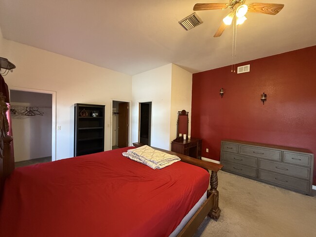 Foto del edificio - 4700-4711 11th Ave N