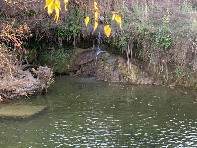 Building Photo - 331 Fantail Loop