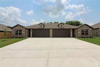 Building Photo - 1531 Purple Finch St