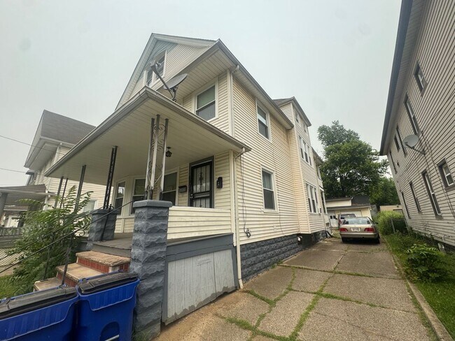 Foto del edificio - 6909 Worley Ave