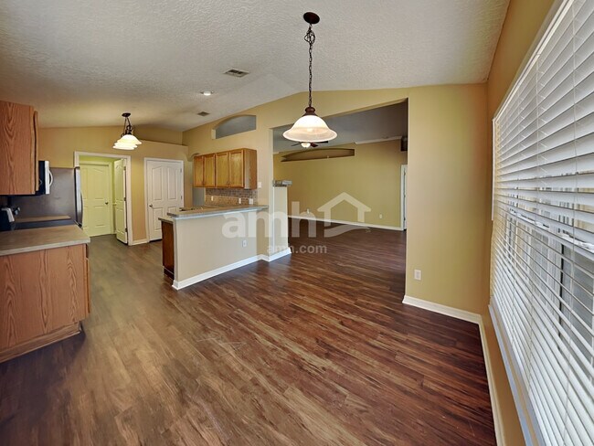 Building Photo - 30742 PGA Drive