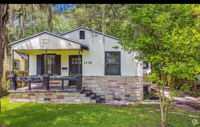 Building Photo - 1176 Dancy St