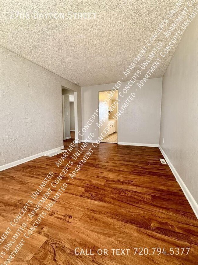 Photo - 2206 Dayton St Apartment