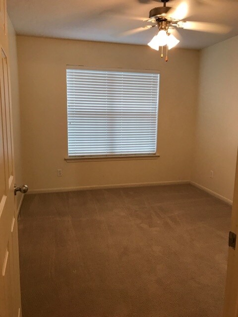 Foto del edificio - 11347 N Dowling Rd