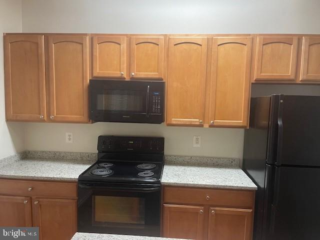 Building Photo - 3902 Penderview Dr