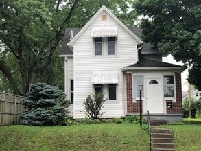 Building Photo - 133 S 27th St