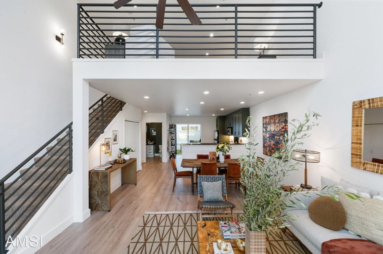 Foto principal - 1 br, 1.5 bath House - 350 Alabama #2