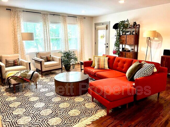 Foto del edificio - 2922 Hawthorne Ave