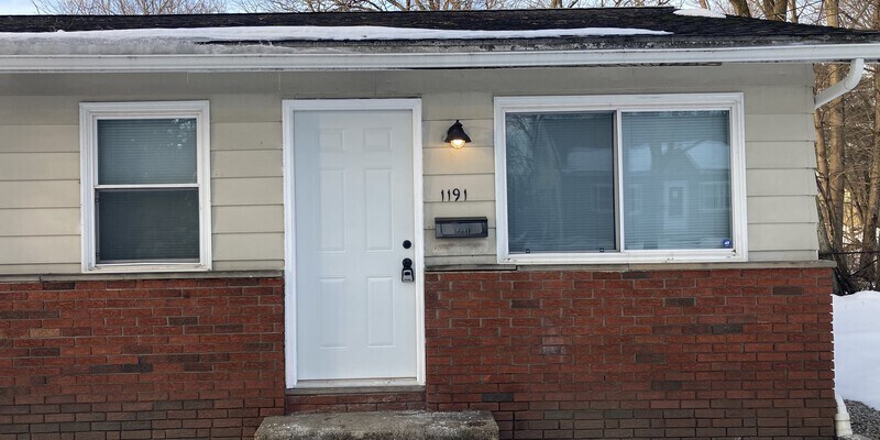 Primary Photo - Arnold Duplex