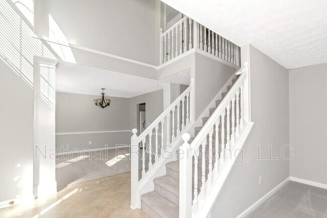 Building Photo - 420 Harvick Cir