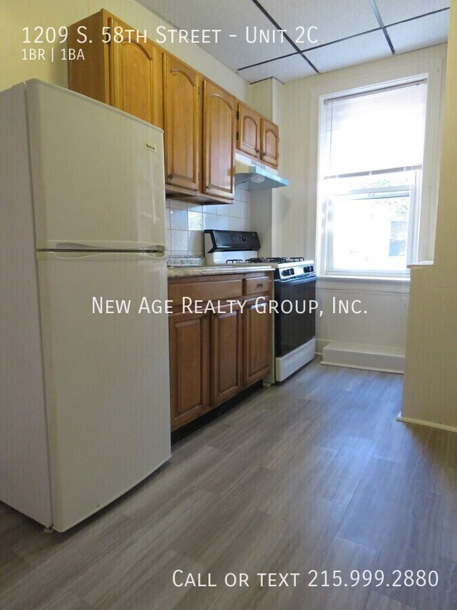 Foto del edificio - Spacious 1 bedroom, 1 bathroom apartment l...