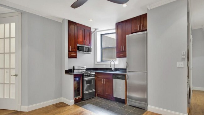 KITCHEN - 211 Bowery