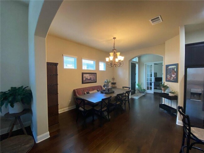 Building Photo - 15216 Glen Heather Dr