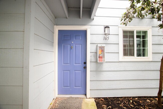 Foto del edificio - 165 Lighthouse Dr