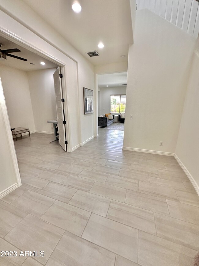 Foto del edificio - 21928 N 33rd Pl