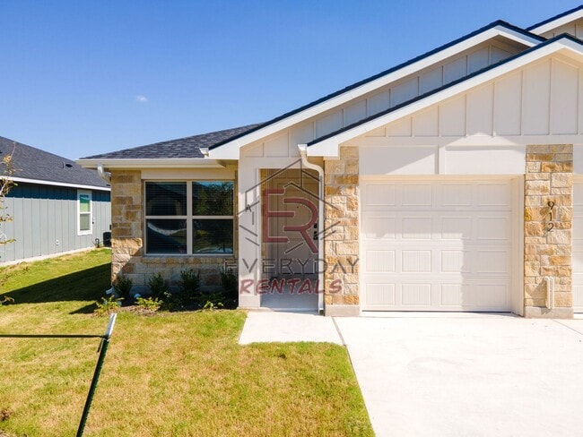 Foto del edificio - 912 Cherry Laurel Ln