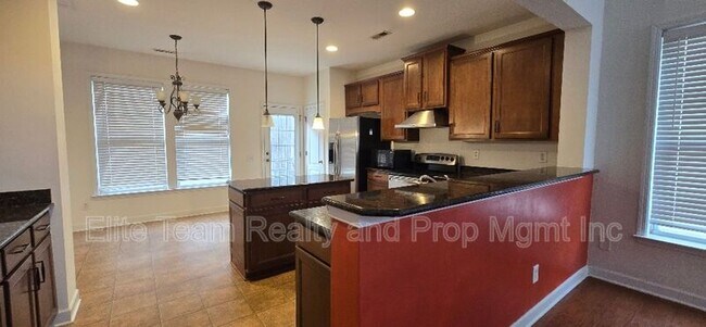 Building Photo - 13928 Mallard Lake Rd