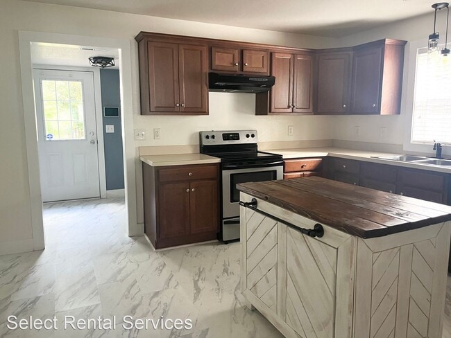 Building Photo - 3 br, 2 bath House - 218 Harrell Street