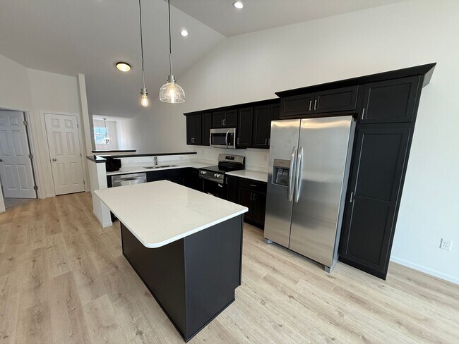 Foto del edificio - Brand New South End 4 bed/2 bath