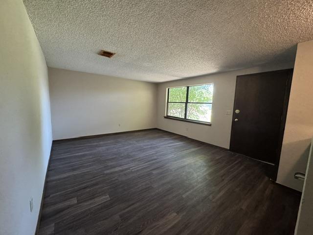 Foto del edificio - 514 Nimrod Rd