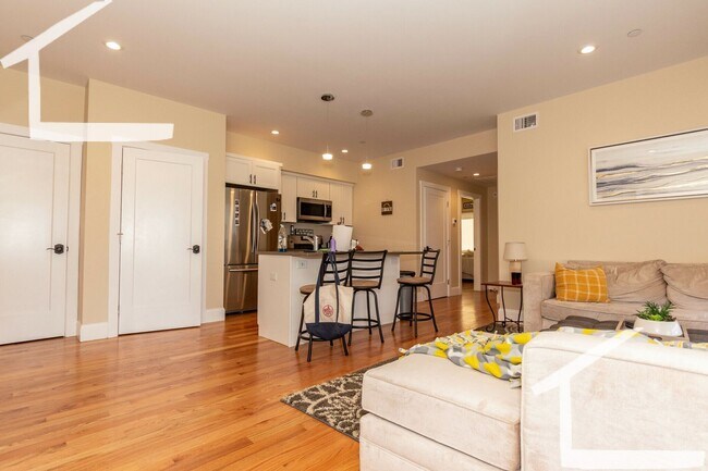 Foto del edificio - 11 Glencoe St #202 Boston MA 02135