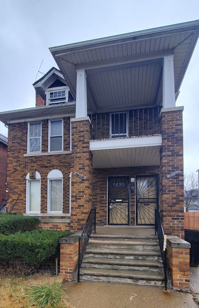 Building Photo - 2979 Tuxedo St