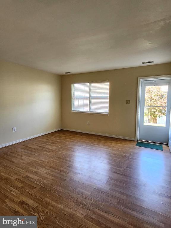 Building Photo - 6428 Union Ct