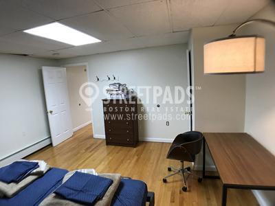Building Photo - 3 bedroom in Boston MA 02215