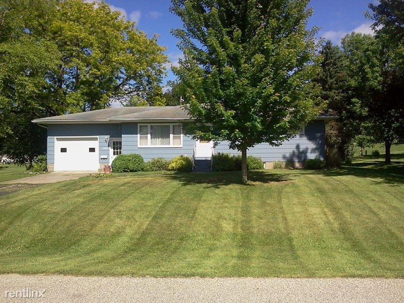 Primary Photo - 3 br, 1 bath House - 30310 S Whitmore St