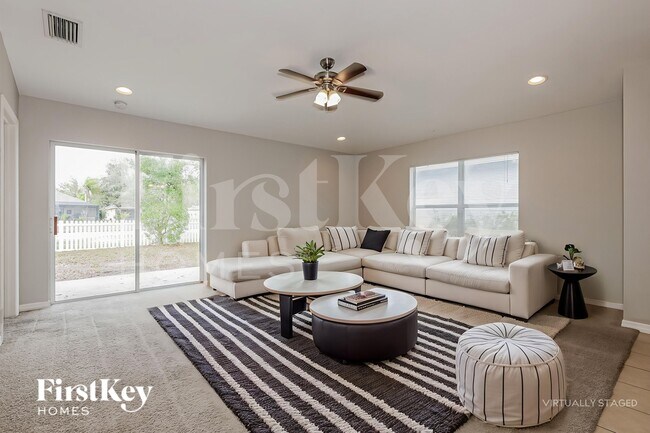 Building Photo - 11412 Flora Springs Dr