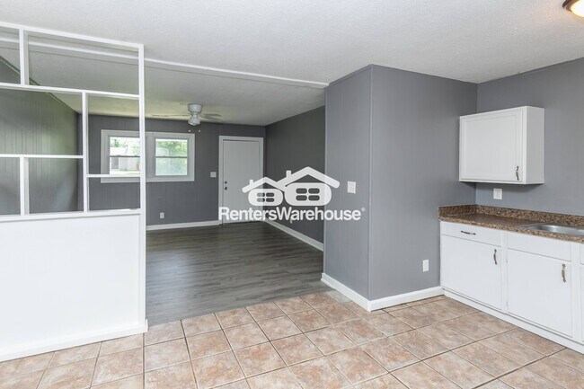 Foto del edificio - 7800 E 51st St