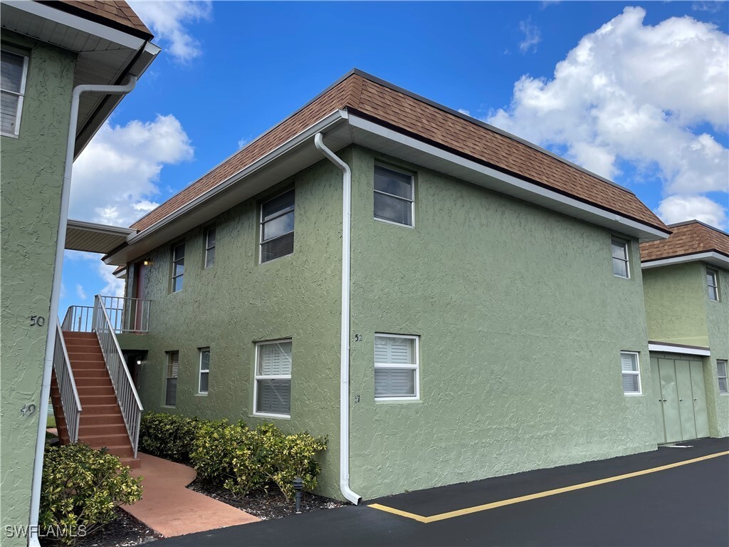 Primary Photo - 1400 Pompei Ln