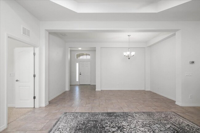 Foto del edificio - 4680 Claremont Park Dr