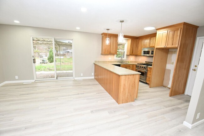 Foto del edificio - 18235 Chipstead Dr