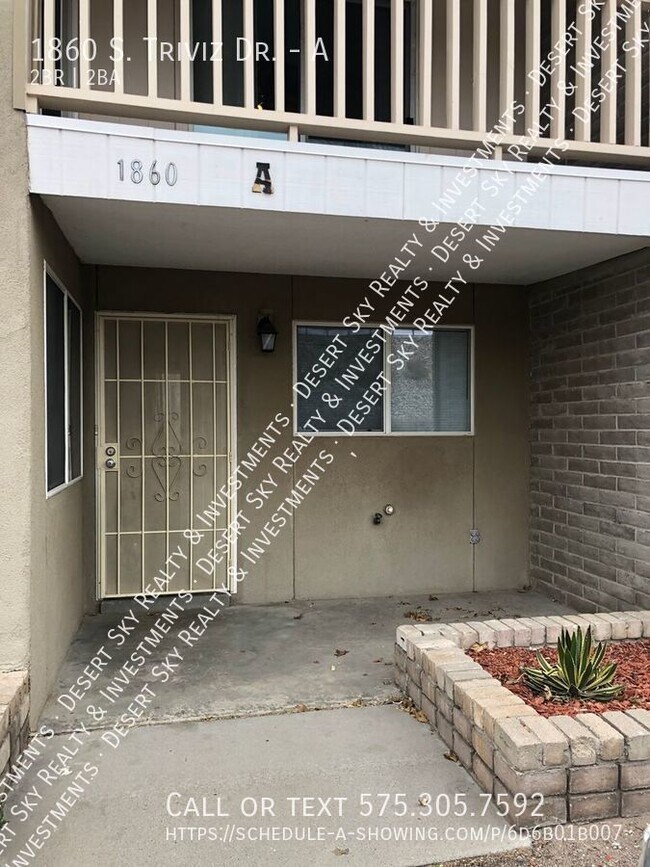 Building Photo - 2 Bedroom 1.5 Bath Duplex