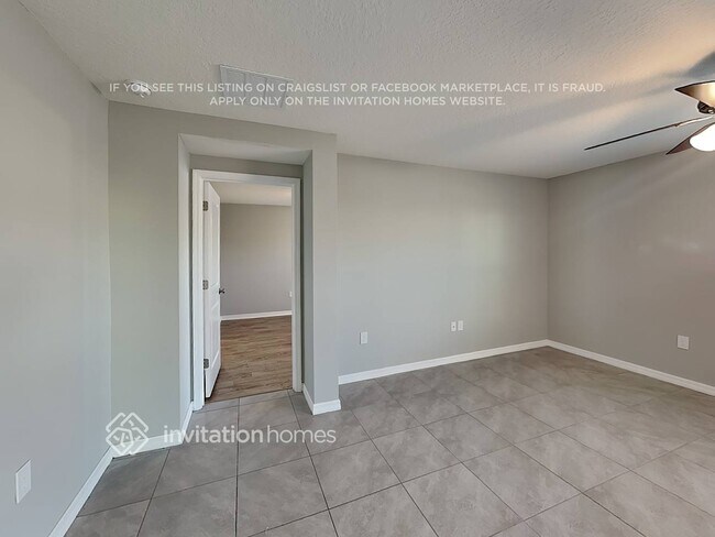 Foto del edificio - 4116 Silver Strand Trl