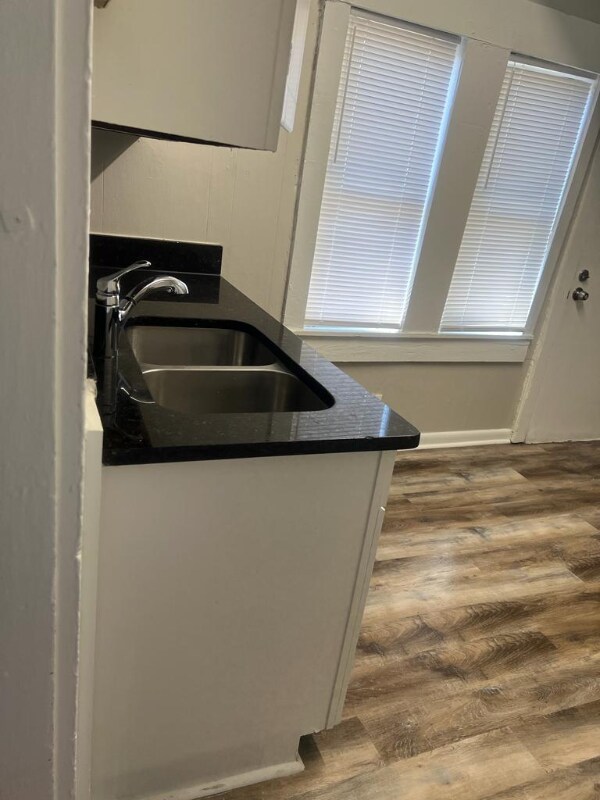 Foto del edificio - 3448 Coleman Ave