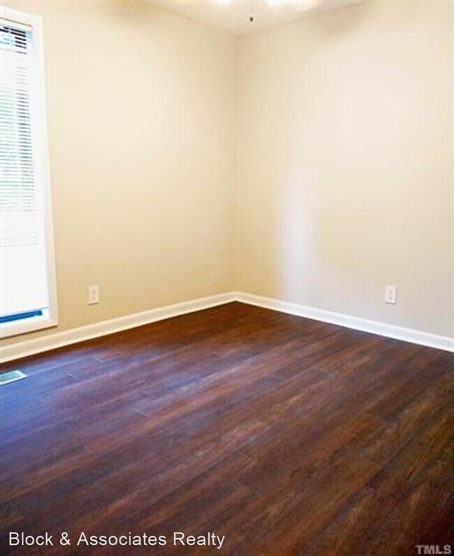 Foto del edificio - 3 br, 2 bath House - 6916 Kizer Drive