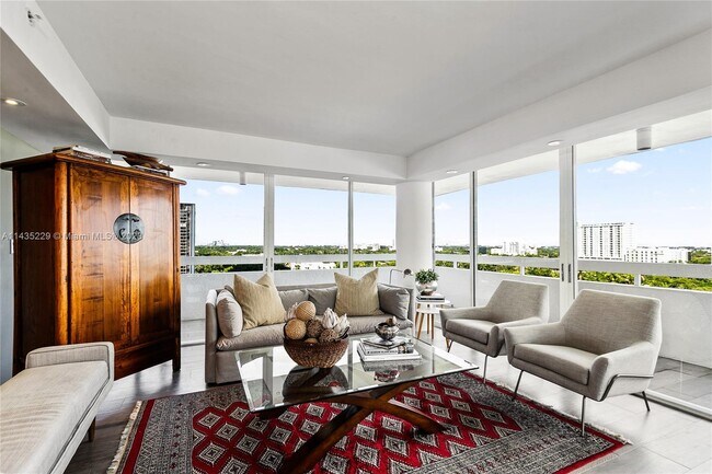 Foto del edificio - 1627 Brickell Ave