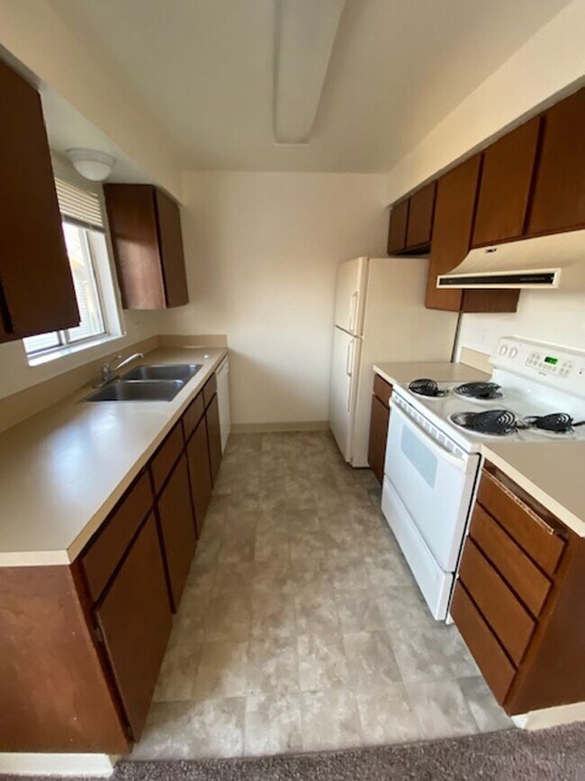 Foto del edificio - 124 W Colby Ln