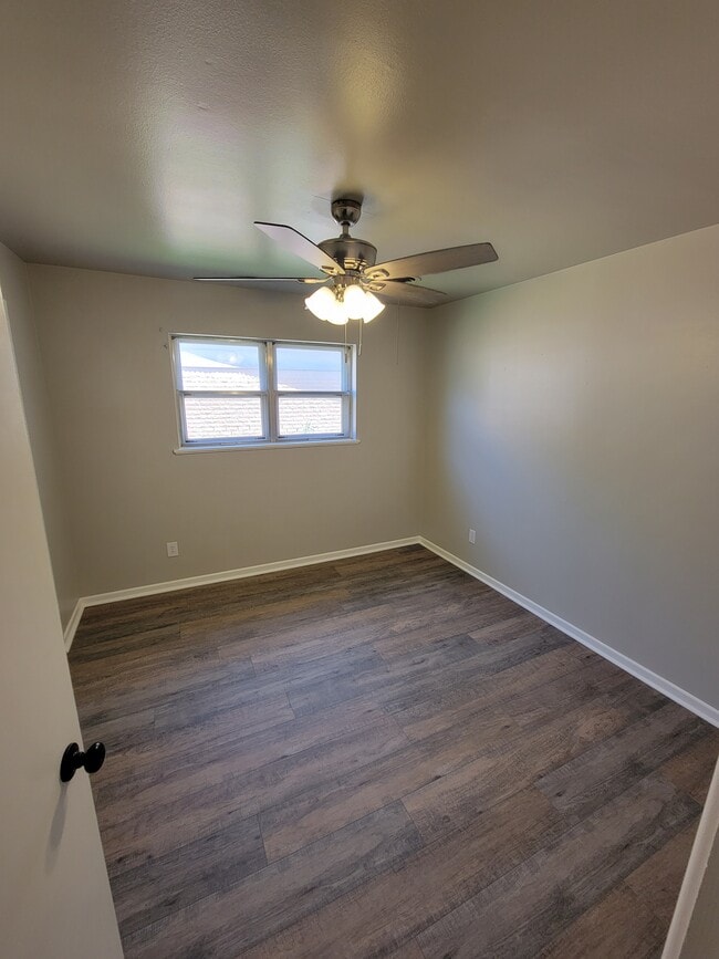 Building Photo - 3749 N 10th St