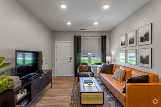 Icon Apartment Homes at Ferguson Farm photo'