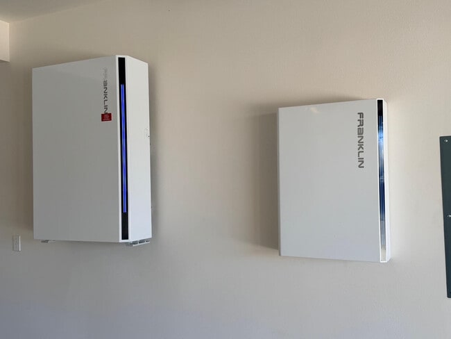 Building Photo - 513 Proton Pl